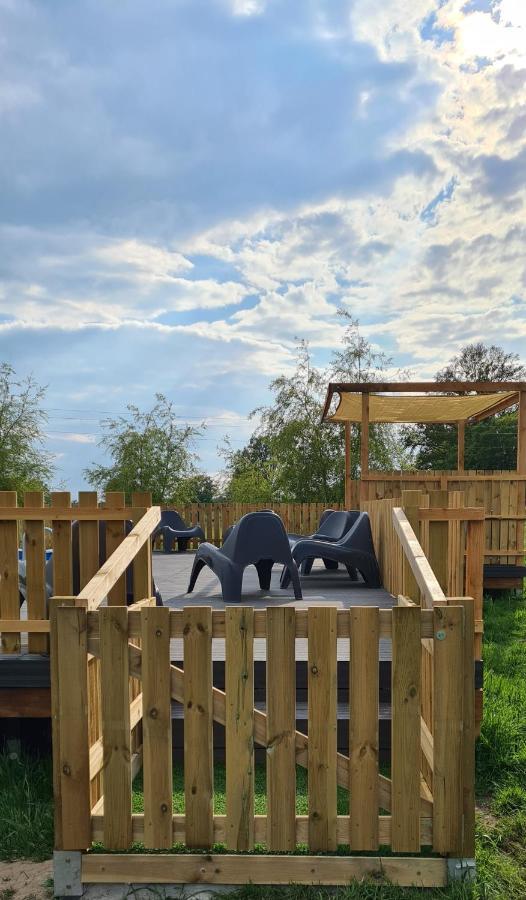 Le Petit Moulin Bed and Breakfast Saint-Hilaire  Exteriör bild