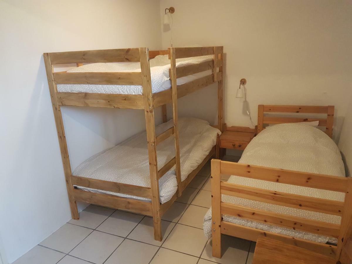 Le Petit Moulin Bed and Breakfast Saint-Hilaire  Exteriör bild