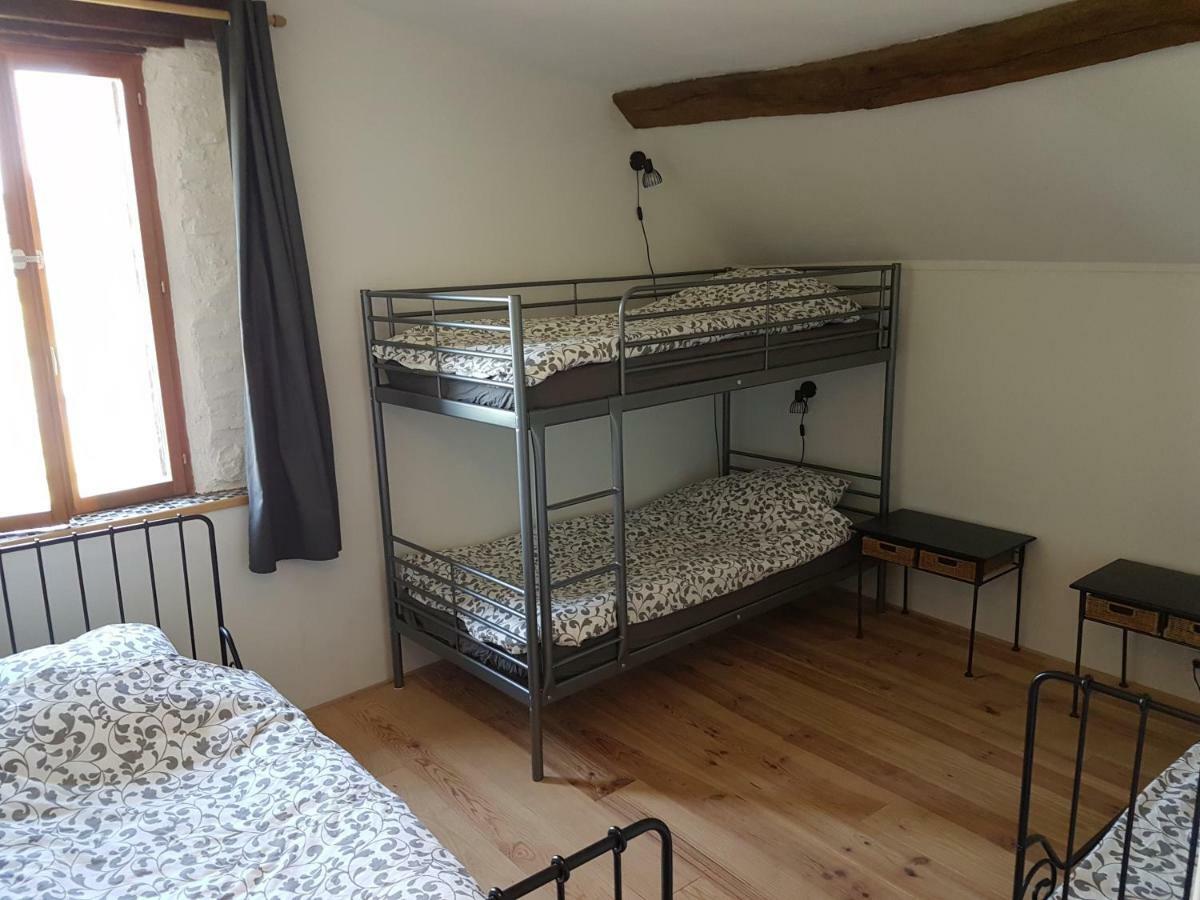 Le Petit Moulin Bed and Breakfast Saint-Hilaire  Exteriör bild