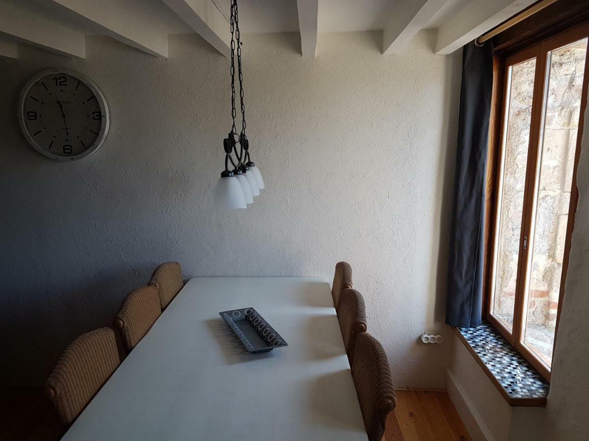 Le Petit Moulin Bed and Breakfast Saint-Hilaire  Exteriör bild